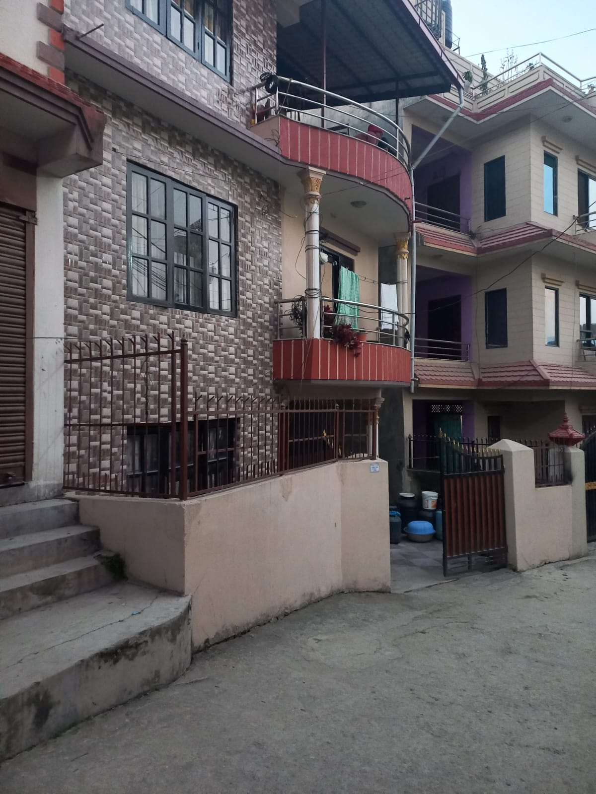 property-image